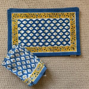 Blue and Yellow Place Mats and Napkins